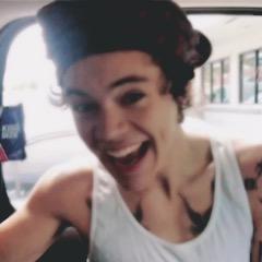 hxrry_curls's profile picture. https://t.co/l4l64s04Gp