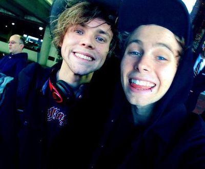 WWAT 8 de Julio. ROWYSO 6 de Mayo. I MEET CALUM & ASHTON!!
