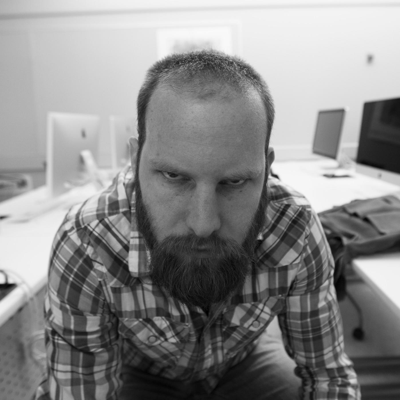 There’s almost no problem you can’t fix with a good hammer. 
Graphic Designer | Former Carpenter | Occasional Woodsman