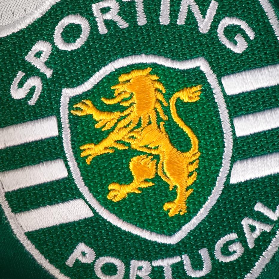 MacUser depuis 1990-Diplomé en informatique de gestion en 2003-Sportinguista desde de sempre-Adepto de L'USCL- Força Portugal