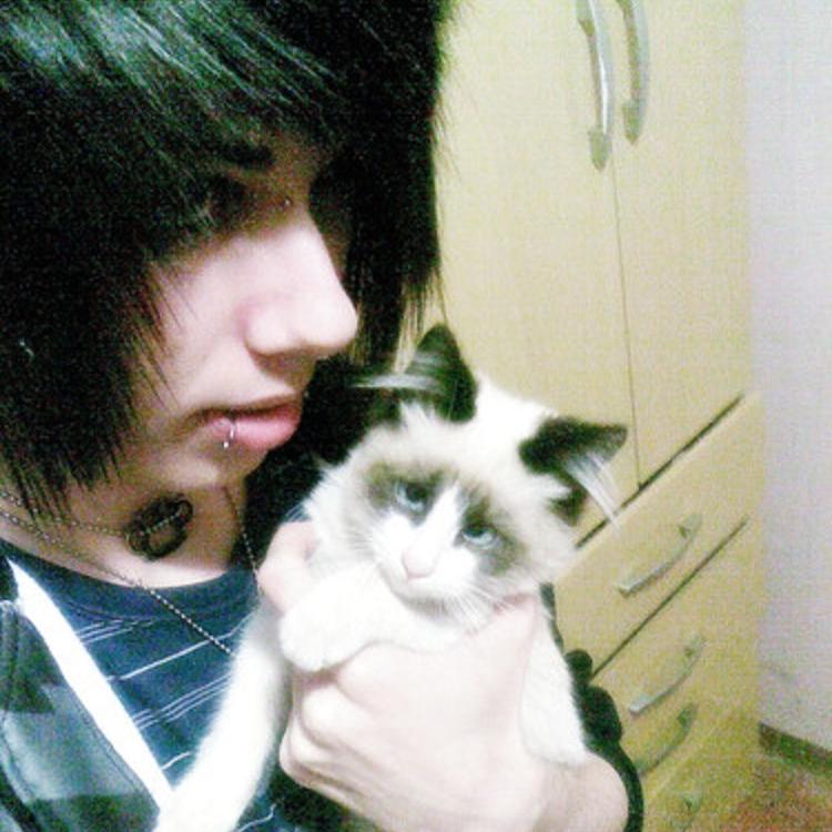 DarkMind24's profile picture. Cantautor en Dark Mind