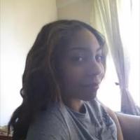 Lizzie (@lizzie_branch) Twitter profile photo
