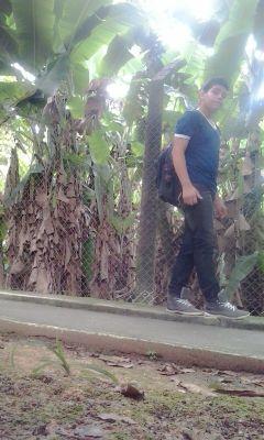 Fabebook Eduardo Santos's