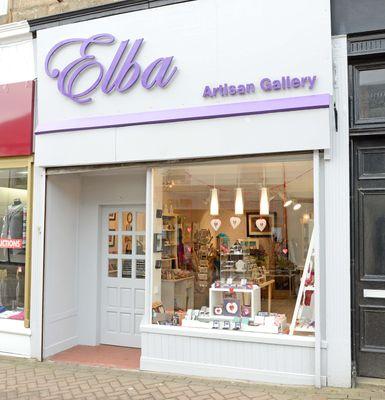 Elba - Jewellery Studio & Artisan Gallery located in Milngavie, start of the West Highland Way in Scotland.
Showcasing Local, Scottish Art & artisan made gifts