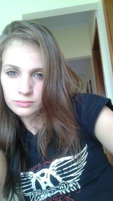 marielyse1's profile picture. 