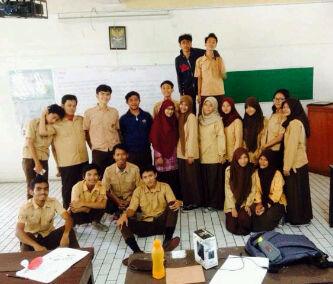 Akun Twitter resmi kelas XI-IPA. 2016 punya cerita☀