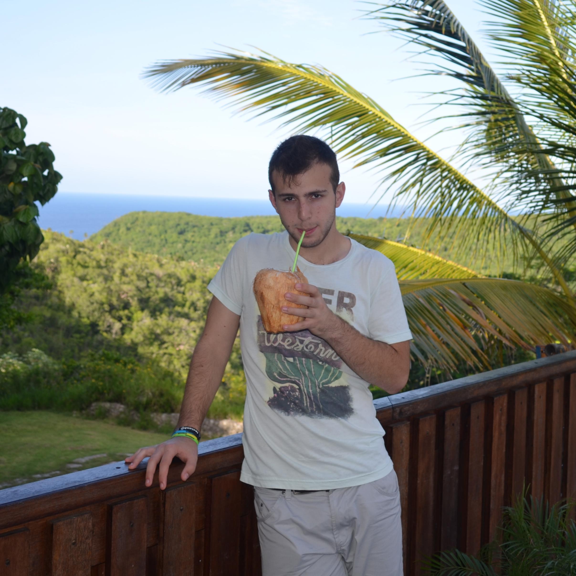 savinagianluca's profile picture. 