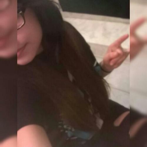 Im an awkward  turtle❤  I absolutely adore turtles. I like alot of bands and I love Bryan stars interviews❤❤❤