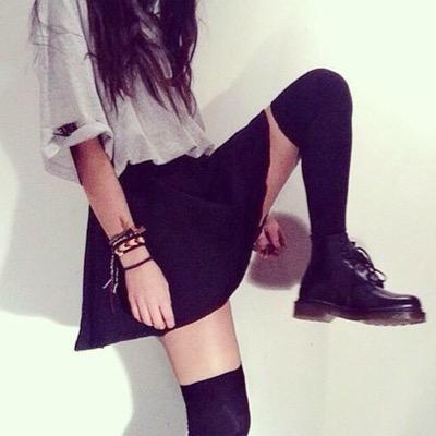 emptypleasure's profile picture. you never really get over it