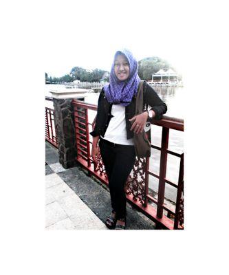 mayaciesipit's profile picture. follow ? follback !!!!  SMAN 5 Banjarmasin follow ig : @MAYALIANI_