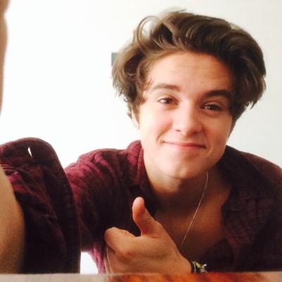 sorry if this annoying -- don't follow back just fav the recent rt please, i'm trying to prove a point x