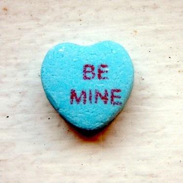You gotta crush? let us know http://t.co/zvooPn8PSl (remain anonymous)
