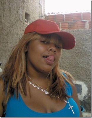 linguinha de fora toda safadinha que eu sei que vcs gosta