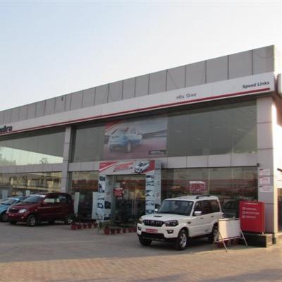 LinksSpeed's profile picture. Mahindra New 4 Wheelers for Personal and Commercial Use. Loan,Insurance,Accessories,Old Car Evaluation under one Roof. Huge Service Setup.