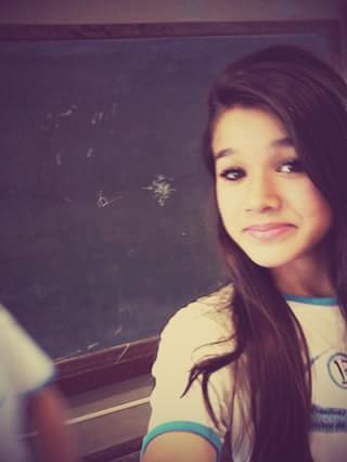 youtuber: Kaah Benitez: )