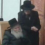 this account doesn't belong to Mendel Zitronenbaum just a big Fan of ruv shlitas gabbai Reb Mendel zitronenbaum. Not affiliated with Bobov shtultz or Bobov-45