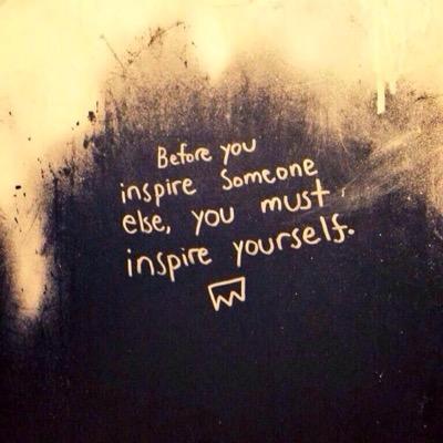 illhueminati_e's profile picture. poet// artist// lover of animals & earth/ i share everything i like & hope you'll like as well// #illhuemaniti {i follow back}