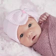 Piper Cam Hood, youngest child of @OutlawQueenGina and @RobinJamesHood.