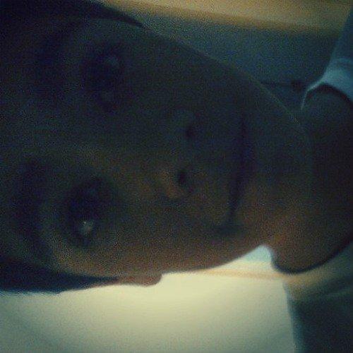 Hola.... Soy cantante de ducha, Escritor de vidrios empañados:D