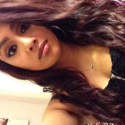 New Twitter. 18 yrs old. Jersey City. Chris Brown is my babyyyyy