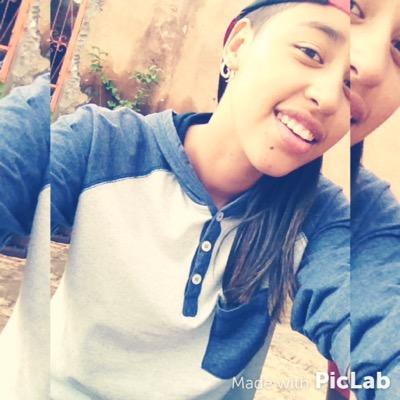 1.9 
Namorando ❤️
snap - nathkrisleen