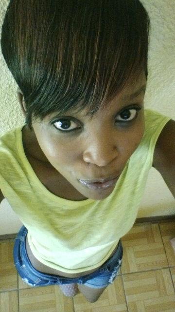 MahlatseMazwi's profile picture. 