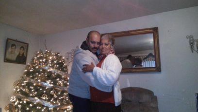 larioschuyito's profile picture. 