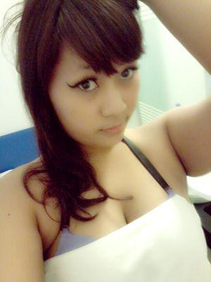 MoonNikenz's profile picture. 350/jam , blum ma tmpt , wajib pengaman. LT.a 2jt 1mlm...