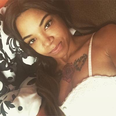 IG: xoxo_yellowgirl -kik me: xoxo_yellowgirl