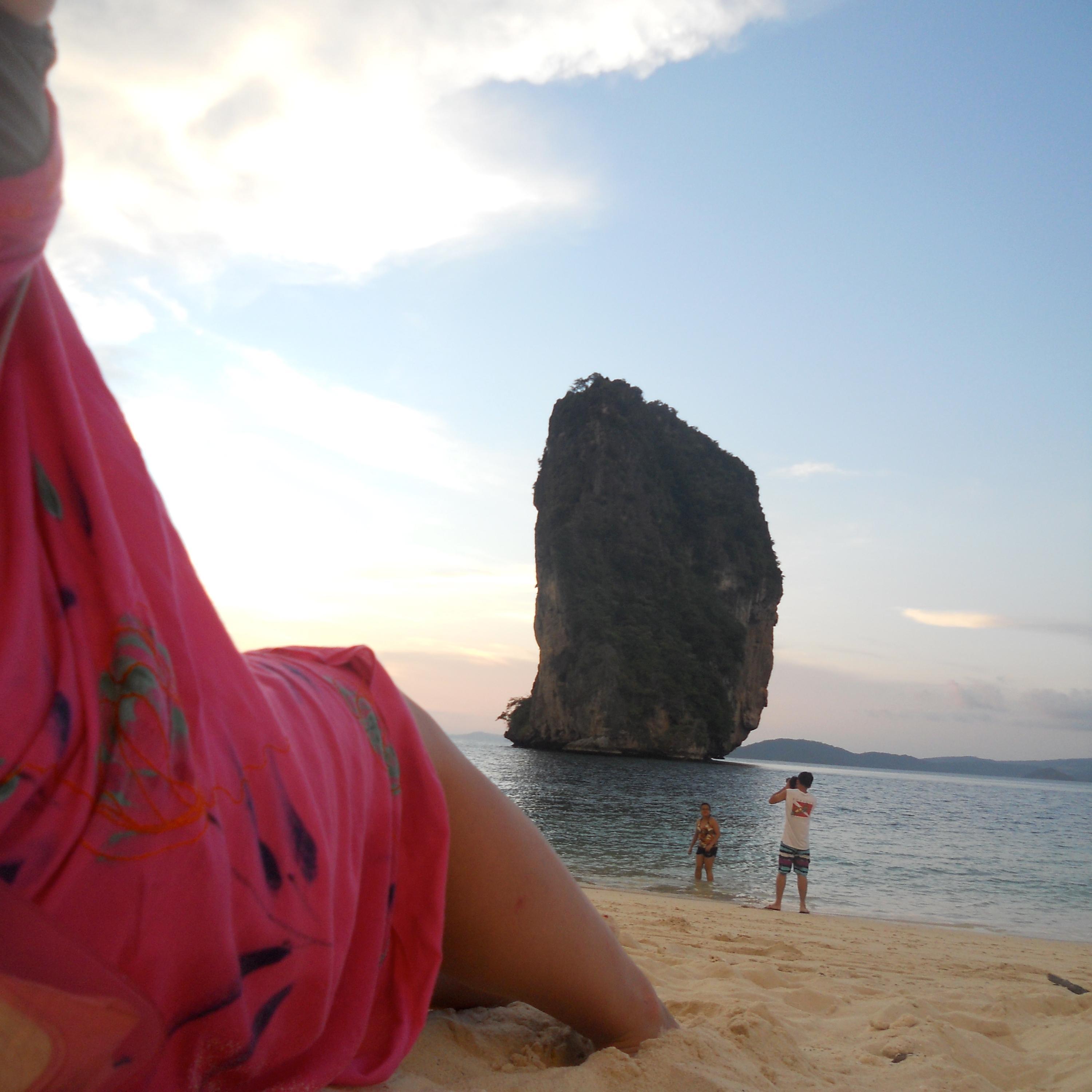 DarcieTravels's profile picture. 010 isn't just a Code ~ Comenius College Lijstersingel ~ Figure Skater ~ YP'♡ ~ Love my sister: Sarah and travelling