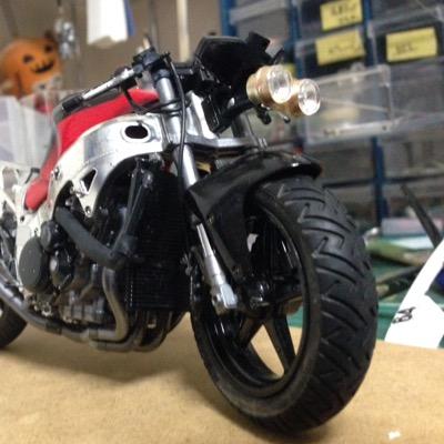 主にプラモデルの制作状況をつぶやきます。 写真ドンドンのせます。プラモデルのツイート等がメインの方をフォロバします。基本的にどのジャンルも好きです。最近制作ペース落ちてるのに買うペースは変わらなくて･･･