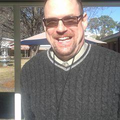 Profile Picture of Alan Altman (@fe72da12710648d) on Twitter