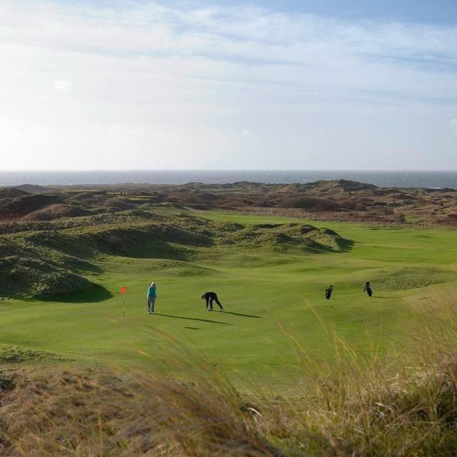 Dare to Discover amazing golf in Wales, host nation to the Senior Open Championship 2017.