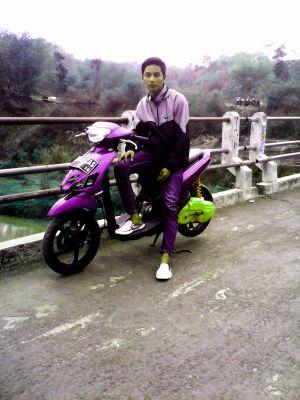 indra_libers's profile picture. 