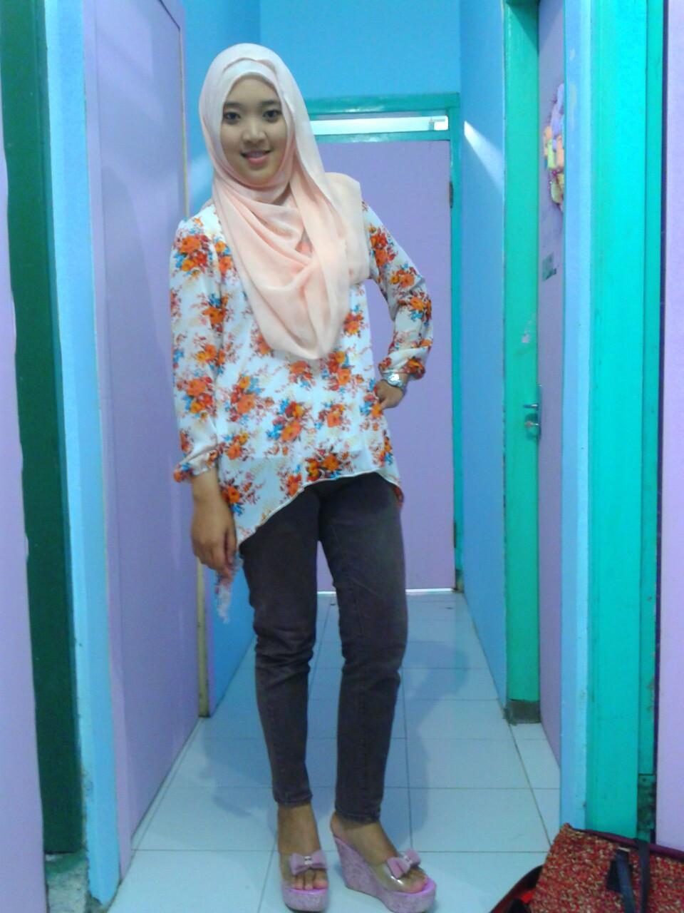 Analis Kimia Universitas Islam Indonesia,