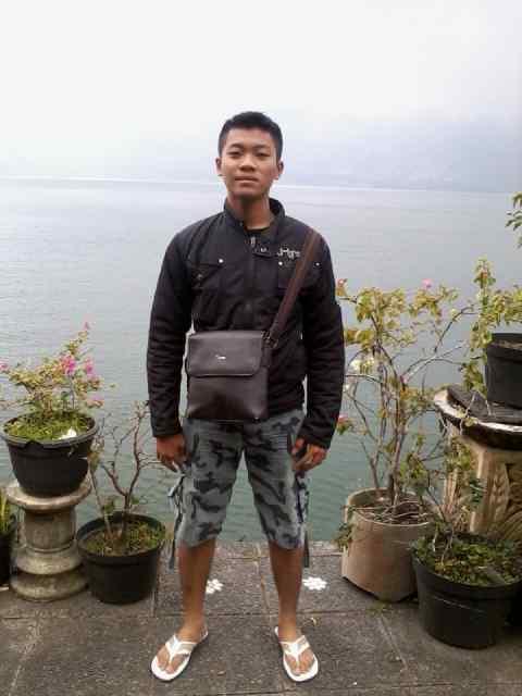 munawarcholil4's profile picture. 