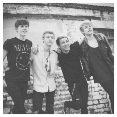 follow @thetide !!