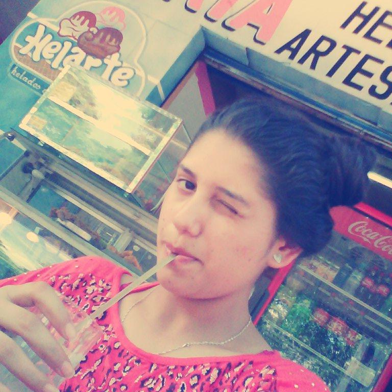 Atleta, Estudiante Futura periodista✌ y Nutricionista Fanatica de mi club #Olimpia, ✿◠Adm. de Paginasღ @BENGIEOFICIALღ
Mi bebé #futuro_esposo @AlfredoDZV CDEღ