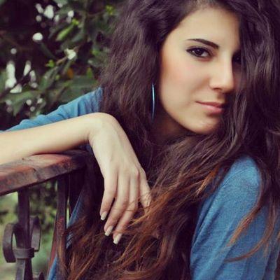 tanyachalhoubt8's profile picture. 