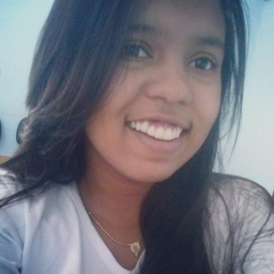 Felicidade é a certeza de que a nossa vida não está se passando inutilmente.
(Érico Veríssimo)
