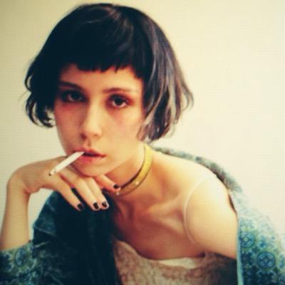 色んな事をしながらおっきい根の深い木のような人間になっていけたらな～ なんて。真面目すぎましたね笑。ふざけたクリエータ目指してます。冒険仲間常に募集中