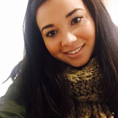 anabpascual's profile picture. Estudiante grado en Relaciones Laborales y Recursos Humanos en la UM. Disfrutando de los míos.