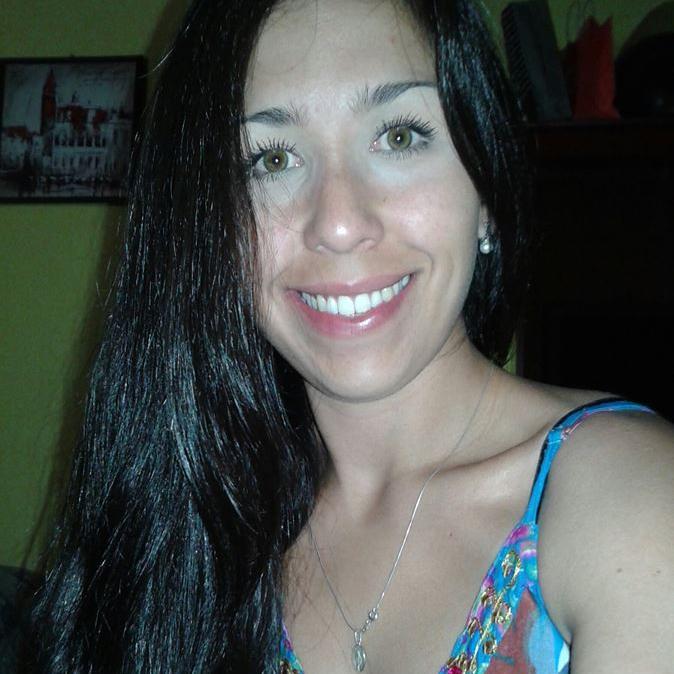 Programadora de Aplicaciones
Licenciada en Sistemas de Información
100% Aventurera