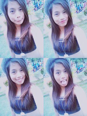 Pretty♥I'm addicted to the madness,I'm a Daughter of the sadness.