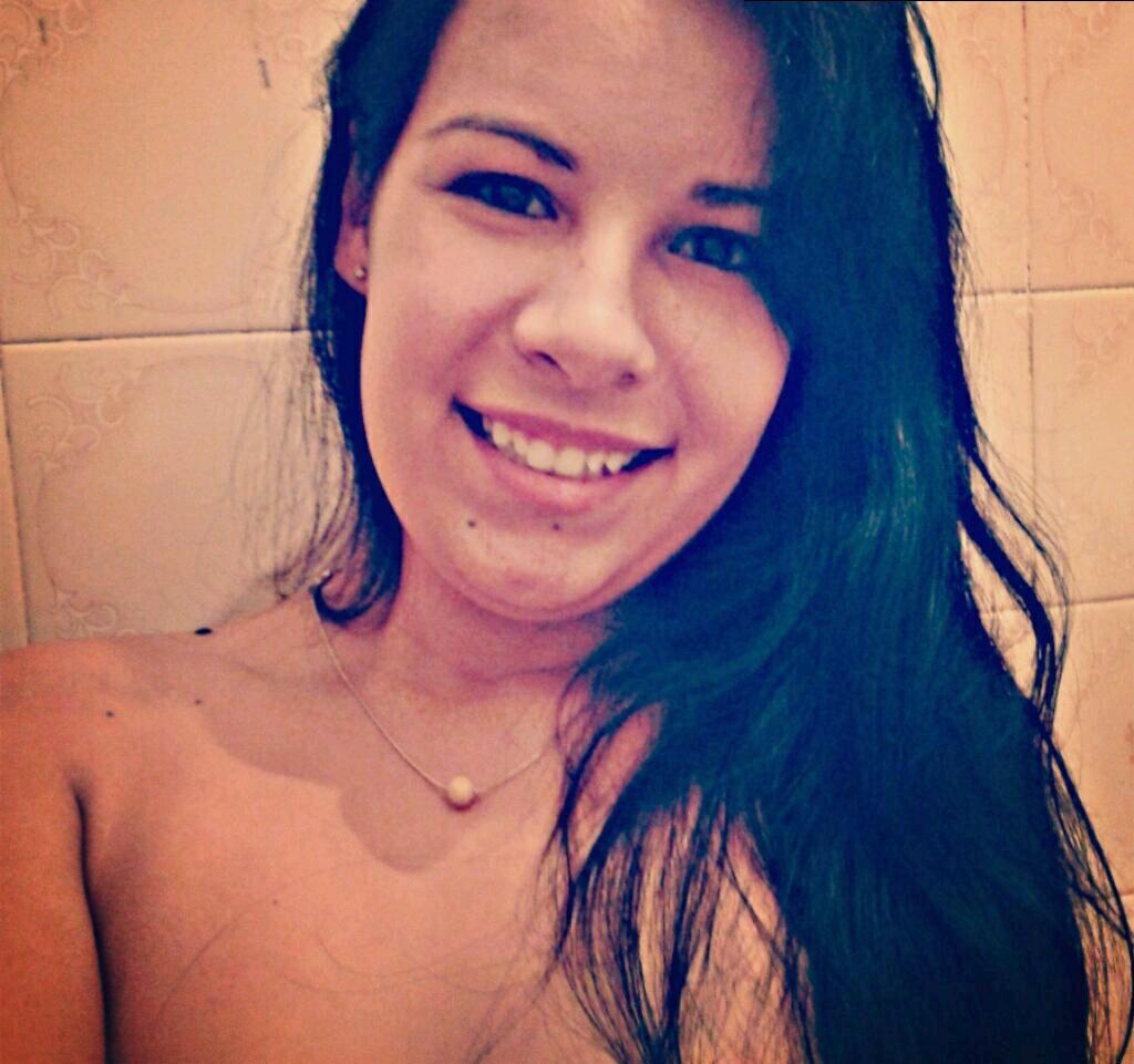 #Pisciana#SãoPaulina#Romântica#Amiga #Carinhosa#Companheira#Chata,quer saber mais? segue ae (y) ,sigo de volta :))