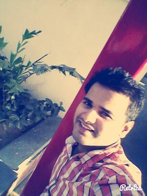 ALonE BUt haPPy...