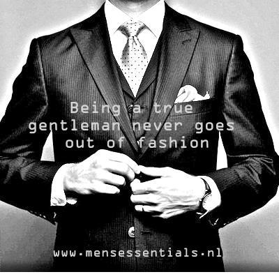 Bij Men's Essentials maken we luxe en stijl bereikbaar. 'Everything a true gentleman needs'!
