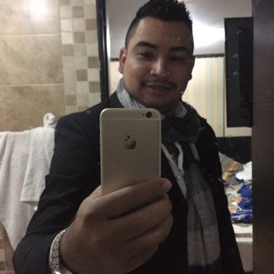 gracias a dios soy lo que soy ahora un gran comediante cantante y humorista de las redes sociales https://t.co/QGYkF31iWp