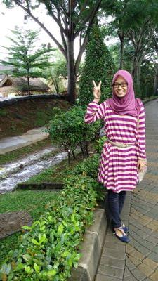 Patient and grateful | part of library science UIN Jakarta 2011 | ig: amirahsyidah