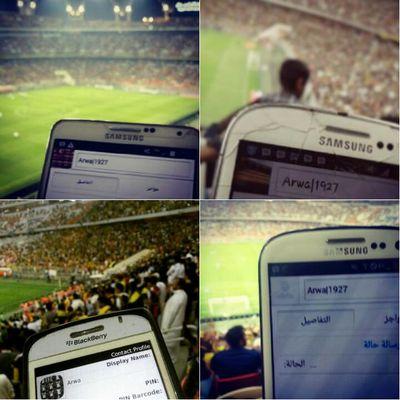 BBM: 5536F014 
Insta: Arwa_1927fc
طوول العمر طوول الدهر ' جده كدا اتي و بحر..